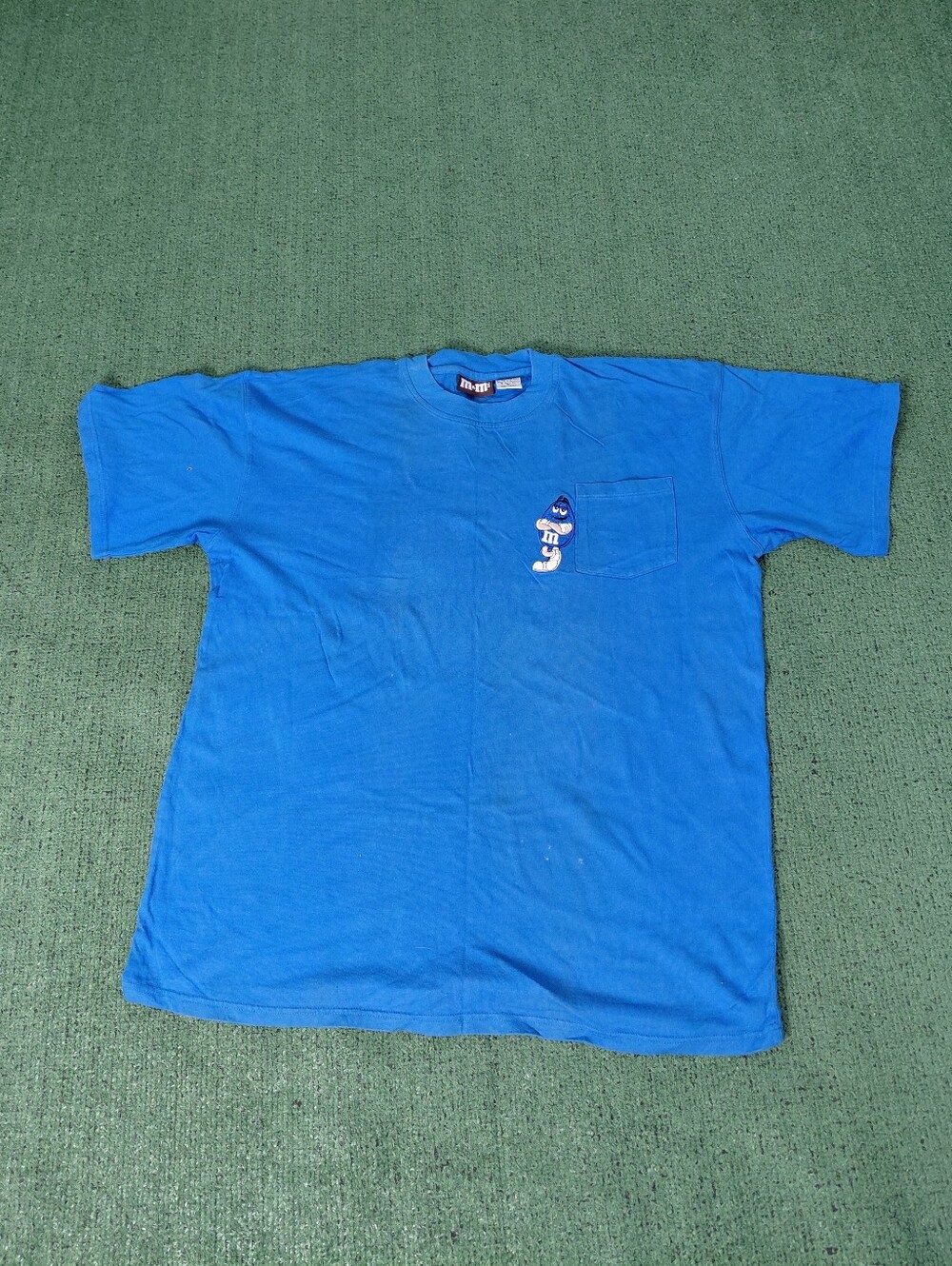 Vintage 1997  M&M's Blue M&M Pocket 90's Candy Blue T Shirt Sz XL